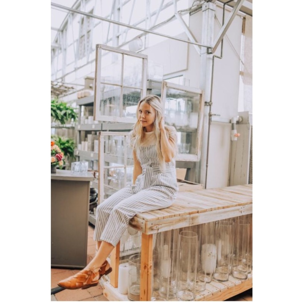 Free People Pegged One Piece Jumpsuit Overalls - Picture 6 of 8
